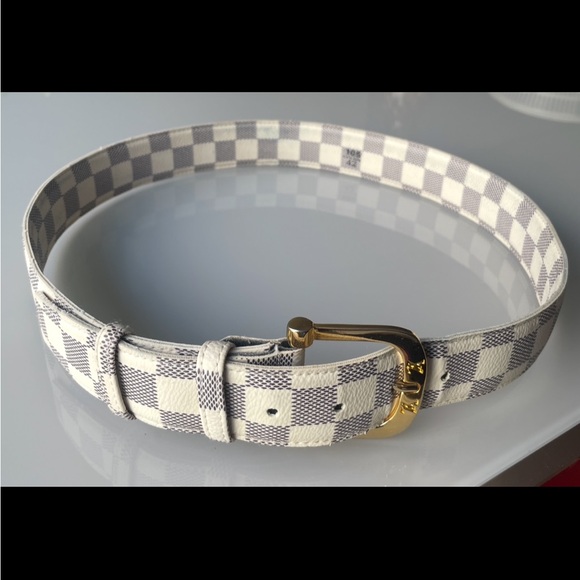 Louis Vuitton Checkered Belt with Gold Buckle - Picture 2 of 6